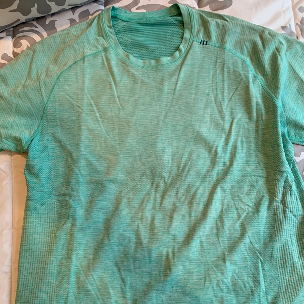 Lululemon Men’s Metal Vent